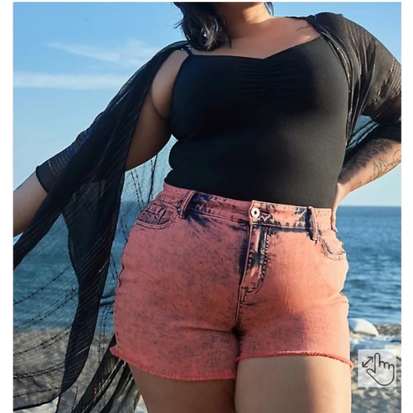 Torrid | Acid Wash Denim Shorts - Picture 2 of 9